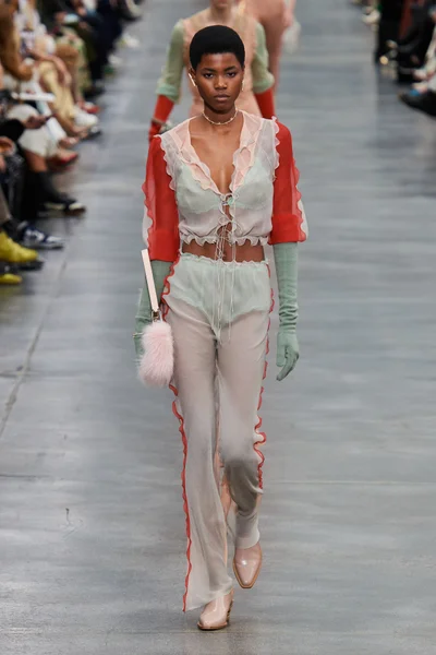 Look 2
